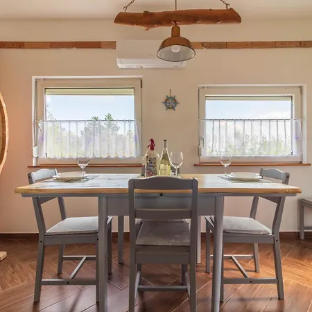 Comfort House W Ac By Nw Apartmán